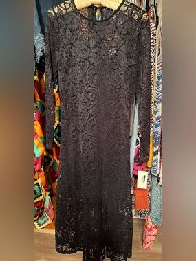 a.n.a Black Floral Lace Long-Sleeve Midi Dress